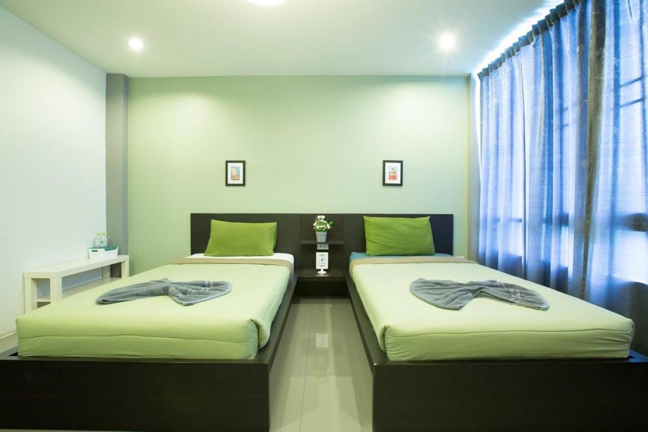 White Monkey Guesthouse Phetchaburi Dış mekan fotoğraf